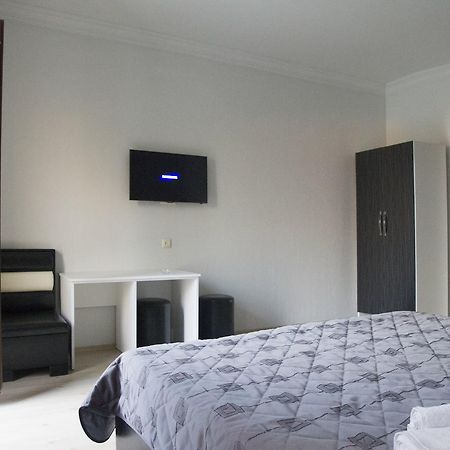 Hotel Iberia Batumi Zewnętrze zdjęcie