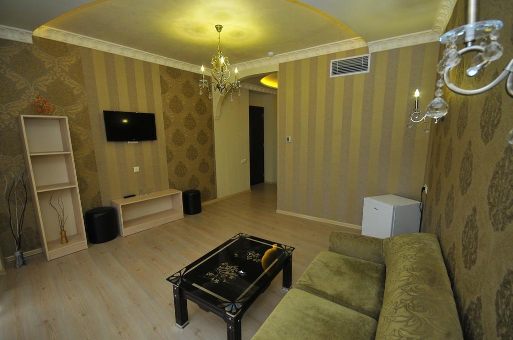 Hotel Iberia Batumi Zewnętrze zdjęcie
