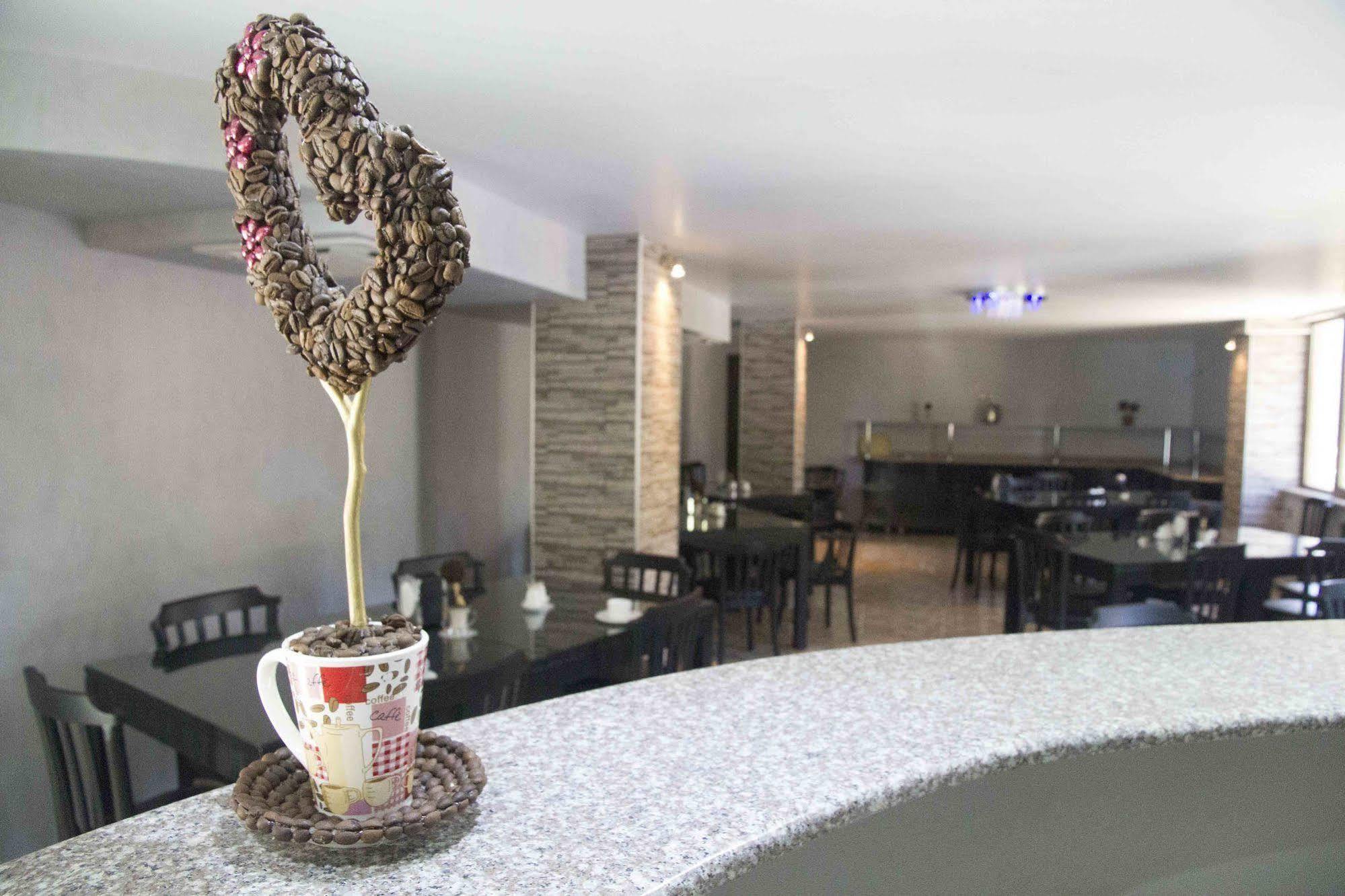 Hotel Iberia Batumi Zewnętrze zdjęcie